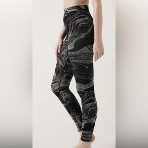 Athleta Aurora Shine Tight Leggings Black Marble XS New ￼